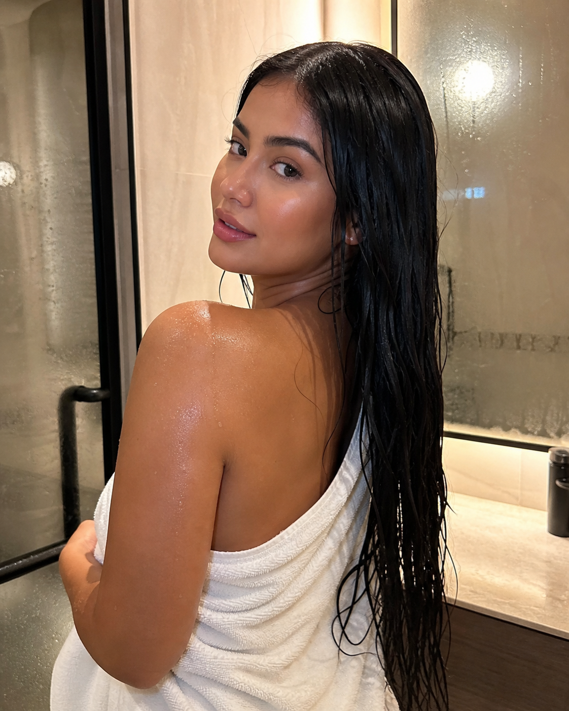 The Seamless™ — Tape-In Extensions